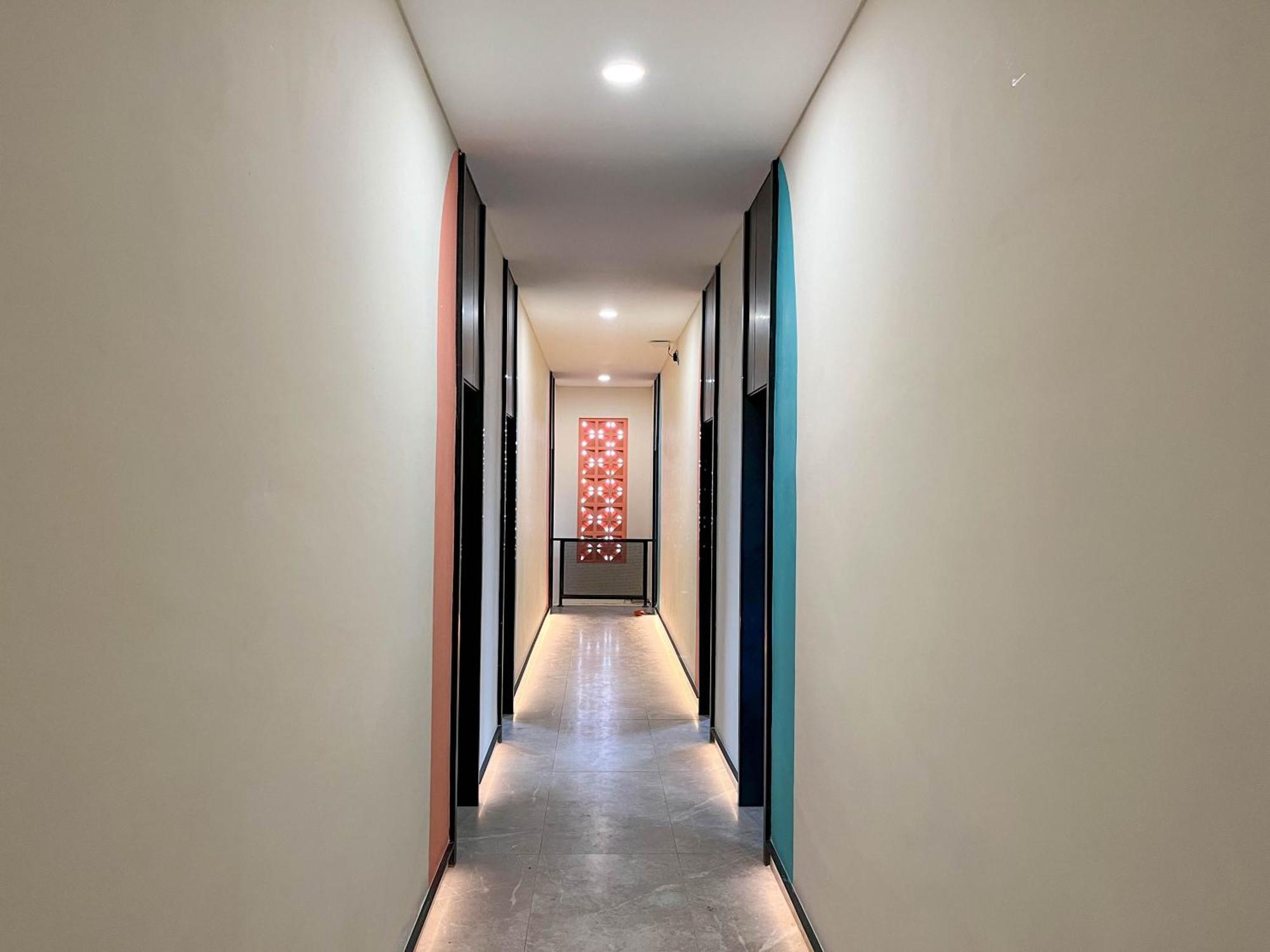 Sans Hotel Premiere Majapahit Semarang Exterior foto
